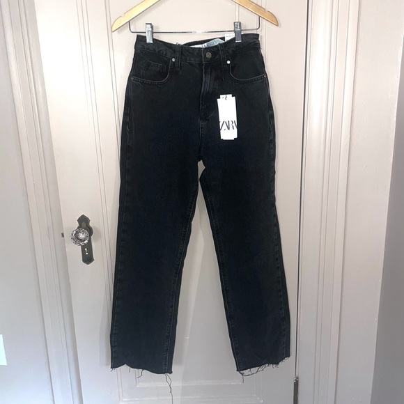 NWT ZARA High Rise Straight Leg Jeans - Picture 3 of 10